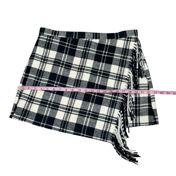 Antonio Melani Georgie Brushed Plaid Fringe Wrap Front Mini A-Line Skirt Size 10 - Picture 7 of 16